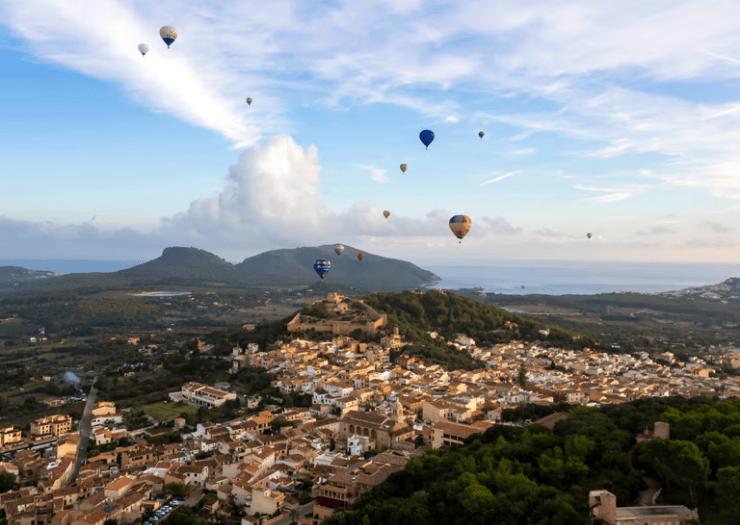 A sky full of colour, a stay full of calm  Creu de Tau Art & Spa Capdepera A sky full of colour, a stay full of calm  Creu de Tau Art & Spa Capdepera