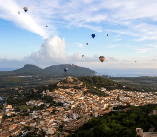 A sky full of colour, a stay full of calm Creu de Tau Art & Spa Capdepera A sky full of colour, a stay full of calm Creu de Tau Art & Spa Capdepera