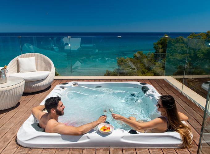 Deluxe Suite with Jacuzzi and Sea View Melbeach Hotel & Spa Canyamel Deluxe Suite with Jacuzzi and Sea View Melbeach Hotel & Spa Canyamel