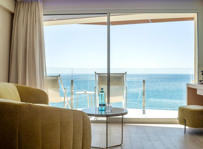 Royal Suite with Sea View Melbeach Hotel & Spa Canyamel Royal Suite with Sea View Melbeach Hotel & Spa Canyamel