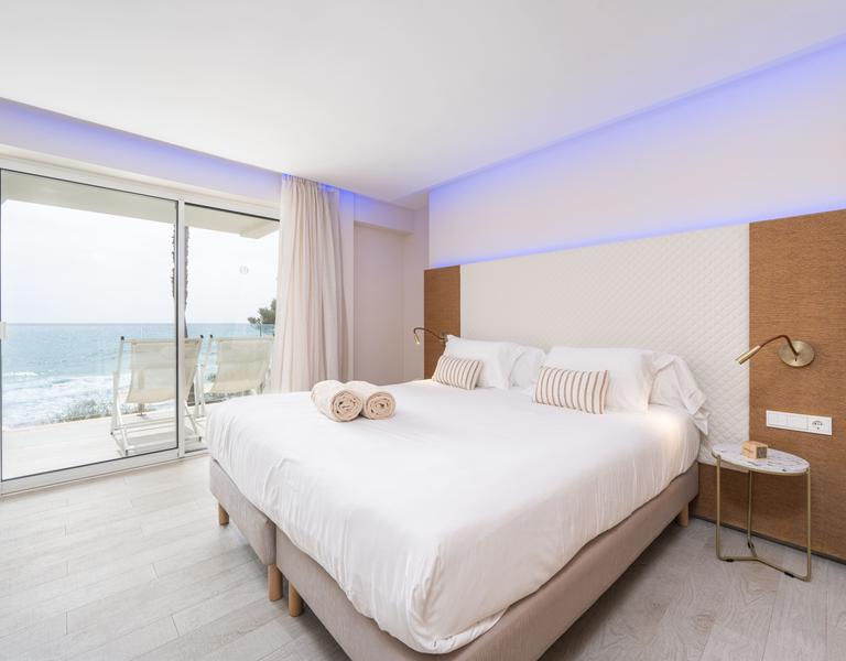 Double Room with Sea View Melbeach Hotel & Spa Canyamel Double Room with Sea View Melbeach Hotel & Spa Canyamel
