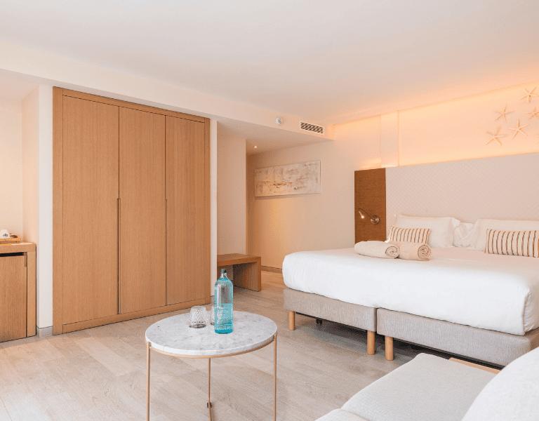 Double Room Superior with lateral Sea View Melbeach Hotel & Spa Canyamel Double Room Superior with lateral Sea View Melbeach Hotel & Spa Canyamel