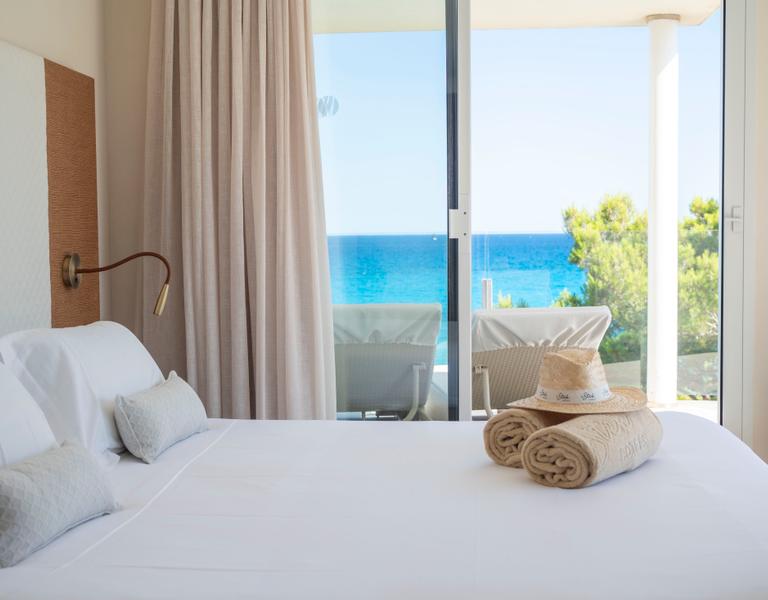 Suite Deluxe Melbeach Hotel & Spa Canyamel Suite Deluxe Melbeach Hotel & Spa Canyamel