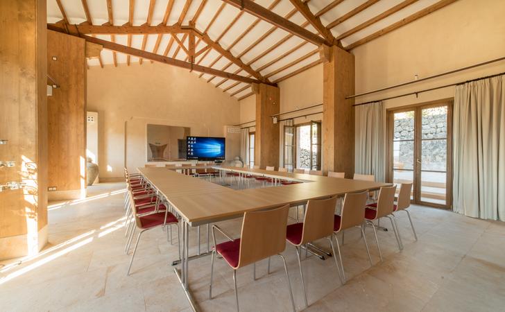 U-Shape Format Creu de Tau Art & Spa Capdepera U-Shape Format Creu de Tau Art & Spa Capdepera